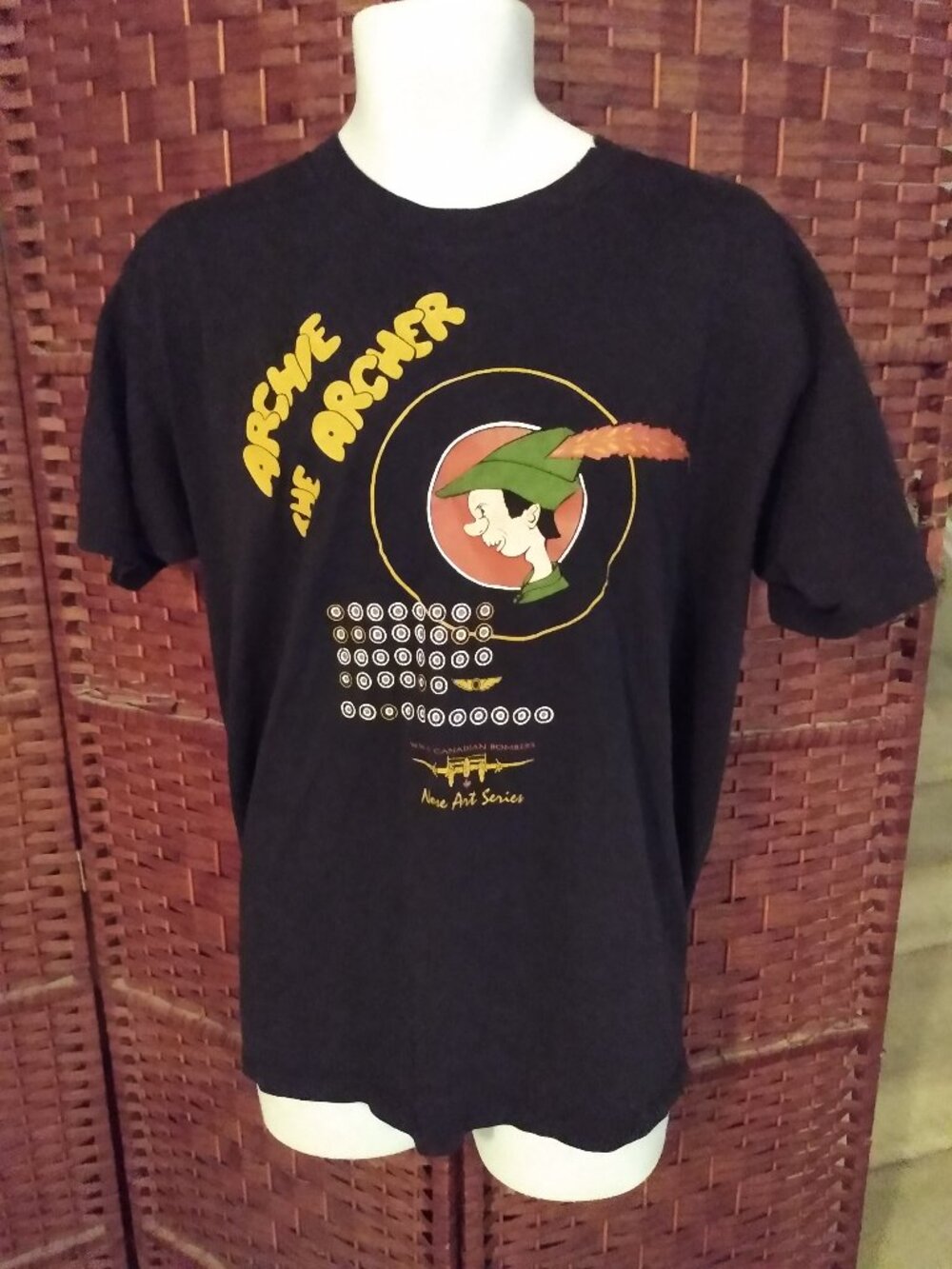 Vintage WW2 Canadian Air Force Bomber T Shirt Archie The Archer Nose Art Large